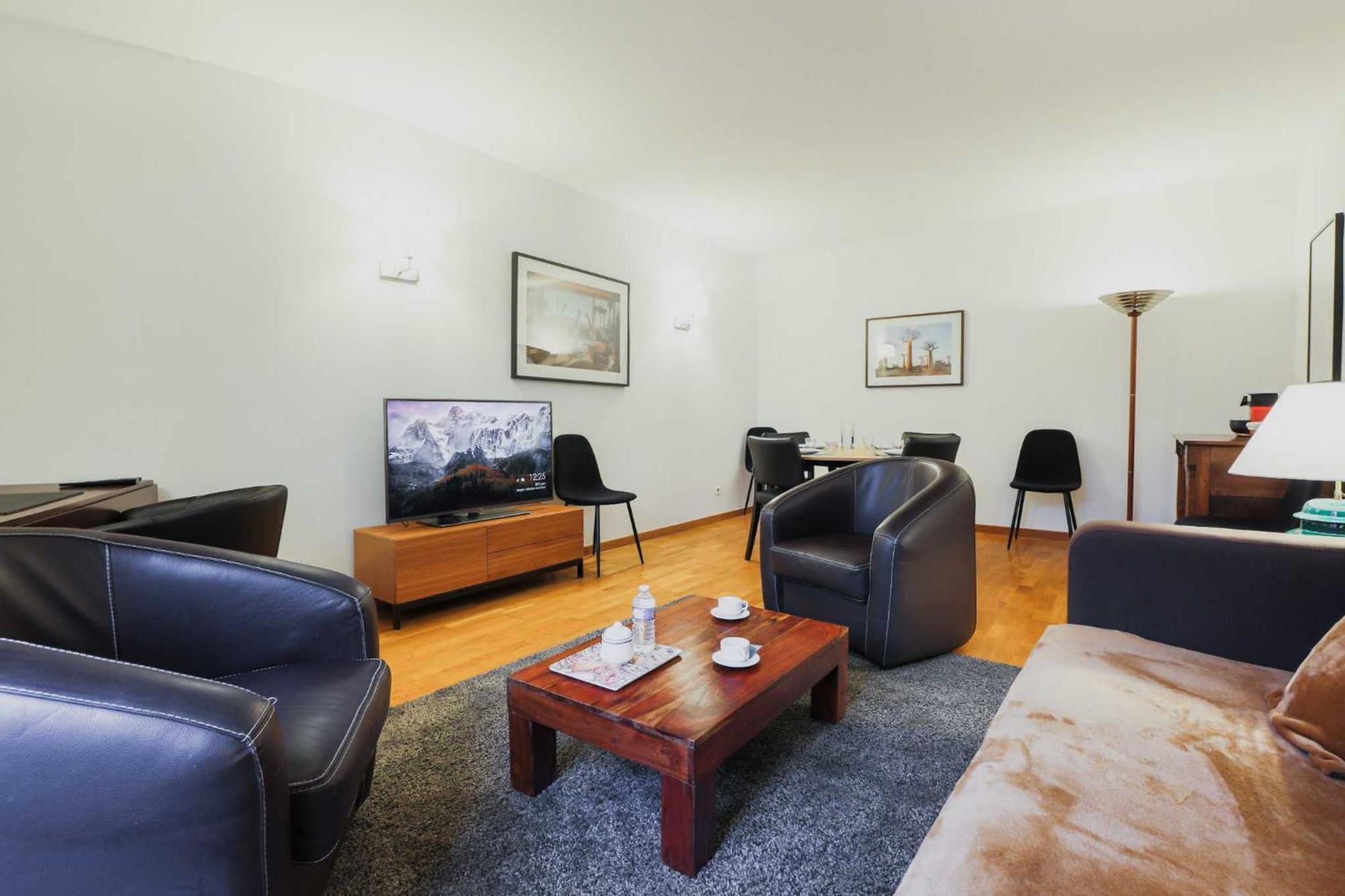 Ideal Location 2p Quiet Arc De Triomphe Apartment Paris